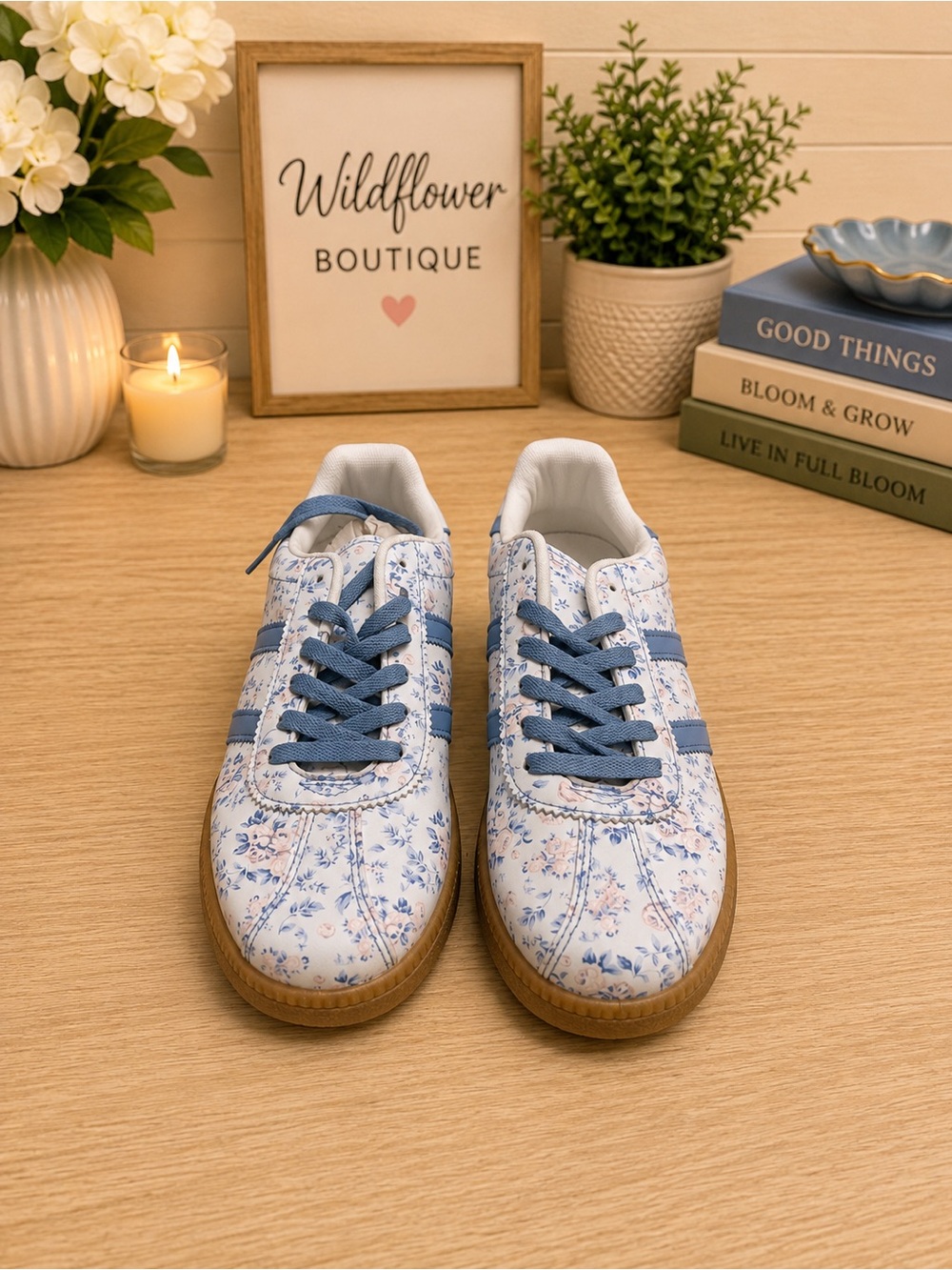 Lemonade Blue Floral Lace Up Sneakers Size 9 NWT